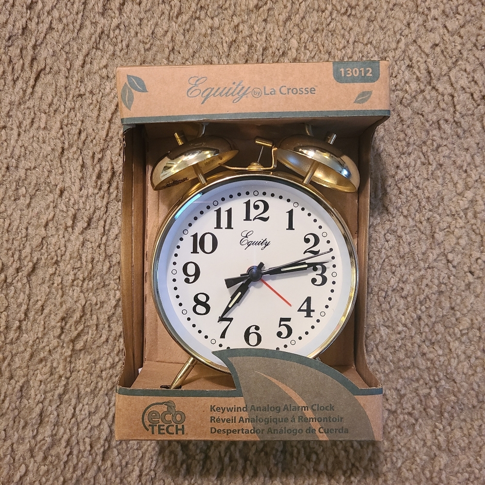 La Crosse Eco Tech Keywind Analog Clock